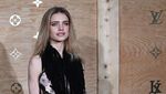 Natalia Vodianova, Supermodel Rusia Pembawa Trofi Piala Dunia 2018