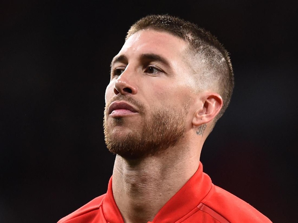 Sergio Ramos menegaskan skuat Spanyol tetap bersatu di tengah kekacauan pergantian pelatih. (Foto: Denis Doyle/Getty Images)
