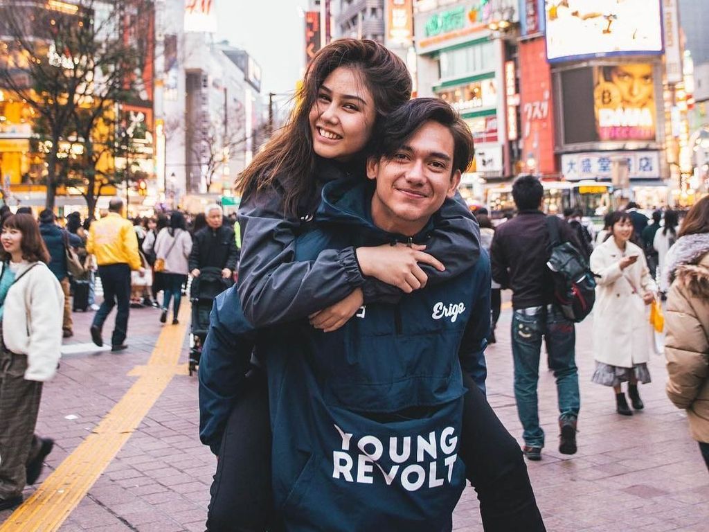 Santer Kabar Putus dari Vanesha Prescilla, Adipati: Kata Siapa? Santer Kabar Putus dari Vanesha Prescilla, Adipati: Kata Siapa?