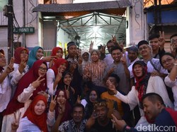 Risma Mak e Arek Suroboyo dan Warga Siap Menangkan Gus Ipul-Puti