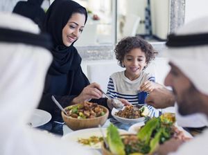 Tetap Langsing Selama Lebaran, Ini Tips dari Ahli Gizi