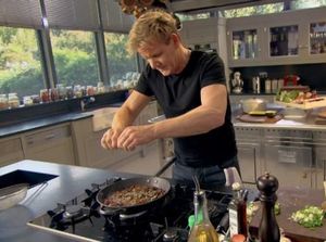 Ini Alasan Manis Mengapa Gordon Ramsay Turunkan Berat Badan