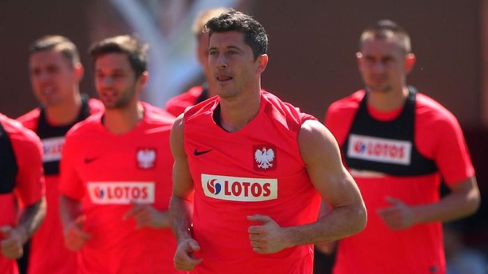 Robert Lewandowski akan jadi andalan Polandia saat menghadapi Senegal (Hannah McKay/Reuters) Robert Lewandowski akan jadi andalan Polandia saat menghadapi Senegal (Hannah McKay/Reuters)
