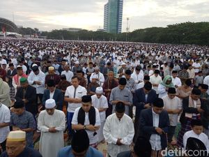 MUI akan Klarifikasi Imam Salat Id di Karebosi yang Takbir 1 Kali MUI akan Klarifikasi Imam Salat Id di Karebosi yang Takbir 1 Kali