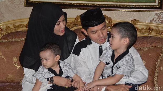 Cara Menarik Alyssa Soebandono Ajak Anak Makan Bersama Keluarga