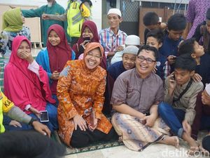 Pastikan Surabaya Aman, Risma Keliling Masjid Saat Malam Takbiran