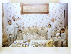 Syahrini Tak Masalah Dimintai Foto oleh Penggemar