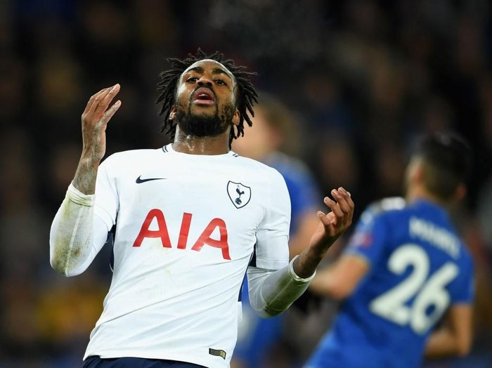 LEICESTER, ENGLAND - NOVEMBER 28:  Danny Rose of Tottenham Hotspur reacts during the Premier League match between Leicester City and Tottenham Hotspur at The King Power Stadium on November 28, 2017 in Leicester, England.  (Photo by Laurence Griffiths/Getty Images)