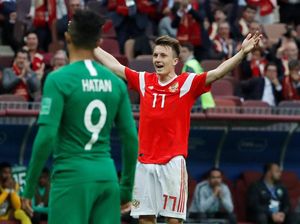 Sinar Terang Aleksandr Golovin di Moskow Sinar Terang Aleksandr Golovin di Moskow