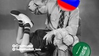 Kemenangan telak Rusia atas Arab Saudi ibarat seorang guru sedang memukul bokong muridnya yang nakal. (Foto: Twitter @TrollFootball)