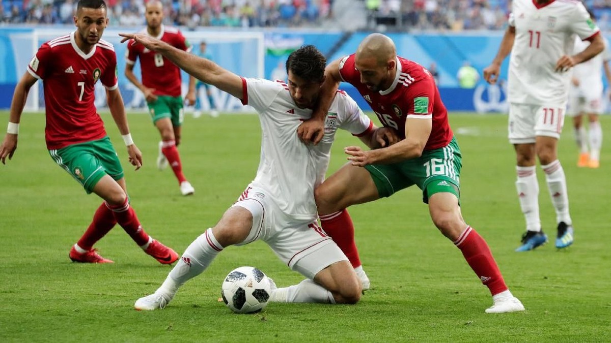 Timnas Maroko vs Iran masih berimbang tanpa gol di babak pertama pertandingan Grup B Piala Dunia 2018. (Foto: Henry Romero/Reuters)