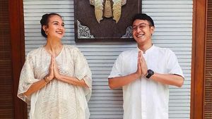 Gaya Lebaran Selebriti (1)