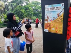 Hiburan Murah Meriah di Kebun Binatang Ragunan