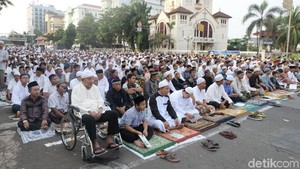 Azan dan Iqomah saat Salat Id, Ada atau Tidak?