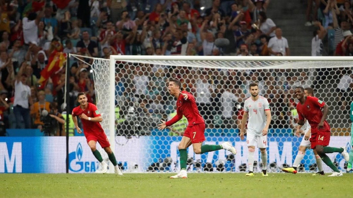 Hat-trick Cristiano Ronaldo memastikan laga Portugal vs Spanyol di Grup B PIala Dunia 2018 berakhir imbang 3-3 . (Foto: Francois Lenoir/Reuters)