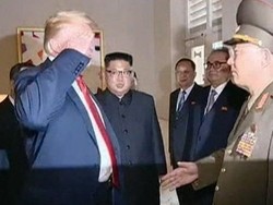 Trump Dikritik karena Beri Hormat ke Jenderal Korea Utara