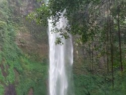 Asyiknya Mudik Ke Cimahi, Ada Curug Tertinggi di Jawa Barat