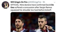 Mungkin penampilan jelek De Gea akibat Sergio Ramos terlalu kencang menekan bahunya sebelum laga, seperti halnya Karius yang mengaku sedikit gegar otak akibat bertubrukan dengan Ramos sebelum membuat blunder di final Liga Champions. (Foto: Twitter @WillGriggFire)