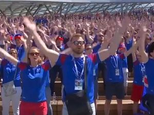 Viking Clap Membahana di Rusia