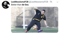 Aksi orang ini juga mungkin lebih baik daripada De Gea (Foto: Twitter @LeoMessimoFCB)