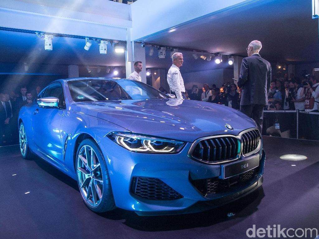 Sedan Termewah BMW Lakoni Debut di Le Mans Sedan Termewah BMW Lakoni Debut di Le Mans