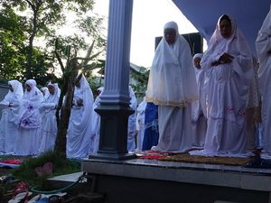Jemaah Aboge di Probolinggo Salat Idul Fitri Hari Ini