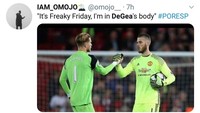 Jika iya, maka ini menjadi hari yang aneh bagi De Gea bisa bertukar raga dengan Karius. (Foto: Twitter @omojo)