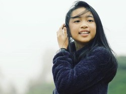 Keren Nih, Penyanyi Cilik Ini Pintar Atur Waktu Saat Main Gadget