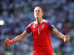 Hannes Halldorsson, Si Sutradara Iklan yang Gagalkan Penalti Messi