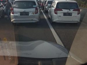 H+1 Lebaran, Ciawi Arah Puncak Macet Panjang