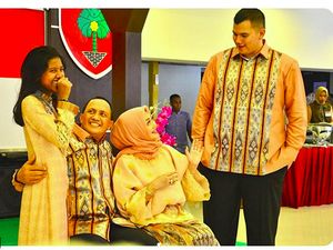 Potret Manis Keluarga Bella Saphira & Mayjen TNI Agus