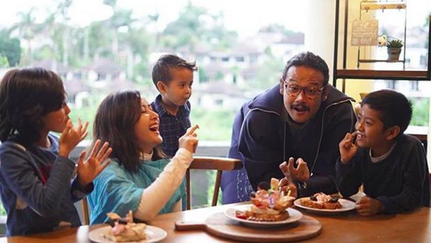 Keluarga WIdi Mulia