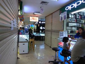 Lebaran Tak Mampu Dongkrak Penjualan Handphone