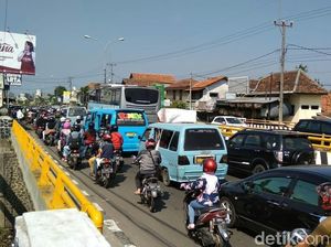 Wisatawan Membeludak, Jalur Kawasan Kuliner Cirebon Tersendat