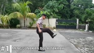 Semarakkan Piala Dunia 2018, Kapolres Dharmasraya Sumbar Latihan Kebugaran