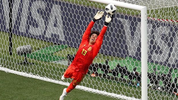 Guillermo Ochoa berhasil melakukan sejumlah penyelamatan gemilang untuk timnas Meksiko.