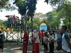 Lebaran Hari Kedua, Jumlah Pengunjung KBS Capai 16.603 Orang