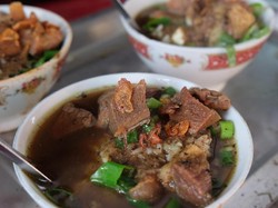 Kuliner Mudik! Cicipi Nasi Grombyang di Alun-alun Pemalang