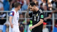 Padahal Messi cukup agresif di laga tersebut. Ia tercatat melepaskan 11 tembakan, tiga di antaranya mengarah ke gawang. Foto: Albert Gea/Reuters