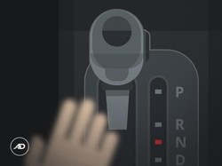 Tips Pakai Mobil Matik, Jalan Pakai D Saja Cukup?