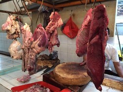 Daging Sapi Tembus Rp 140.000/Kg, Kementan: Broker Naikkan Harga