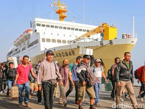 16.502 Pemudik Jalur Laut Diantar Pelindo III Hingga Kampung Halaman 16.502 Pemudik Jalur Laut Diantar Pelindo III Hingga Kampung Halaman