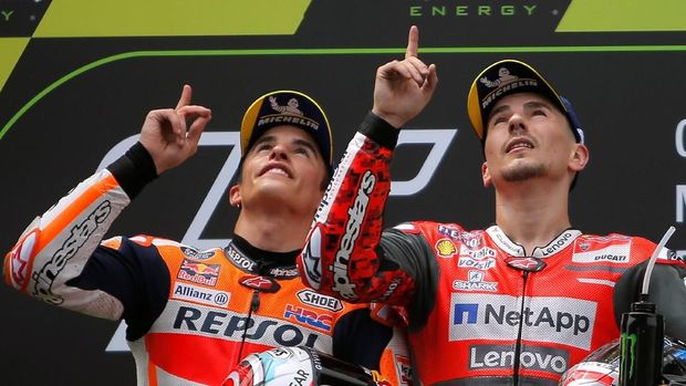 Jorge Lorenzo dan Marc Marquez jadi rekan setim di MotoGP 2019.
