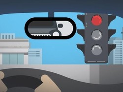 Mobil Matik Berhenti di Lampu Merah, Begini Posisi Tuas yang Benar