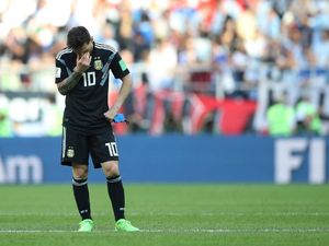 Gagal Penalti, Messi Juga Manusia