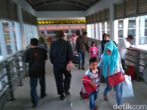 Lebaran Hari Ketiga, 37.484 Penumpang Padati Terminal Purabaya