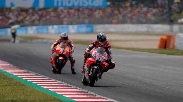 Jorge Lorenzo bakal hijrah ke Honda musim depan.