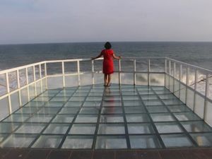 Gunungkidul Punya Teras Kaca Menghadap Pantai