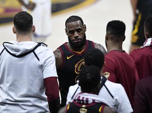 Shaq ke LeBron: Tak Perlu Lagi Kejar Tambahan Cincin Juara NBA Shaq ke LeBron: Tak Perlu Lagi Kejar Tambahan Cincin Juara NBA