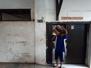 Pamor Si Hitam dari Majalengka Pamor Si Hitam dari Majalengka